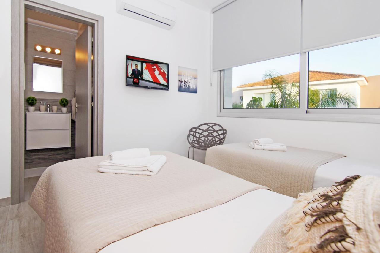 Villa Lily Protaras Luaran gambar