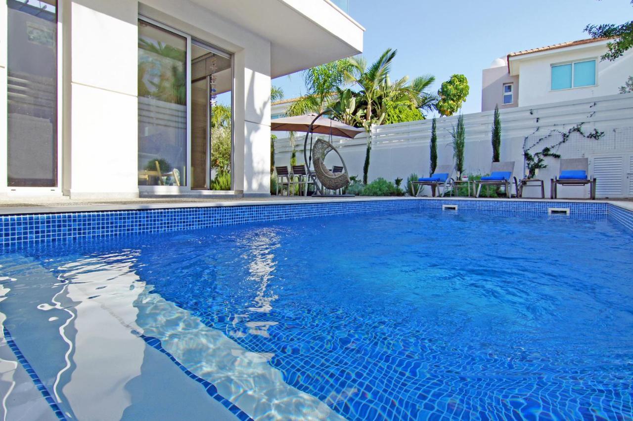 Villa Lily Protaras Luaran gambar
